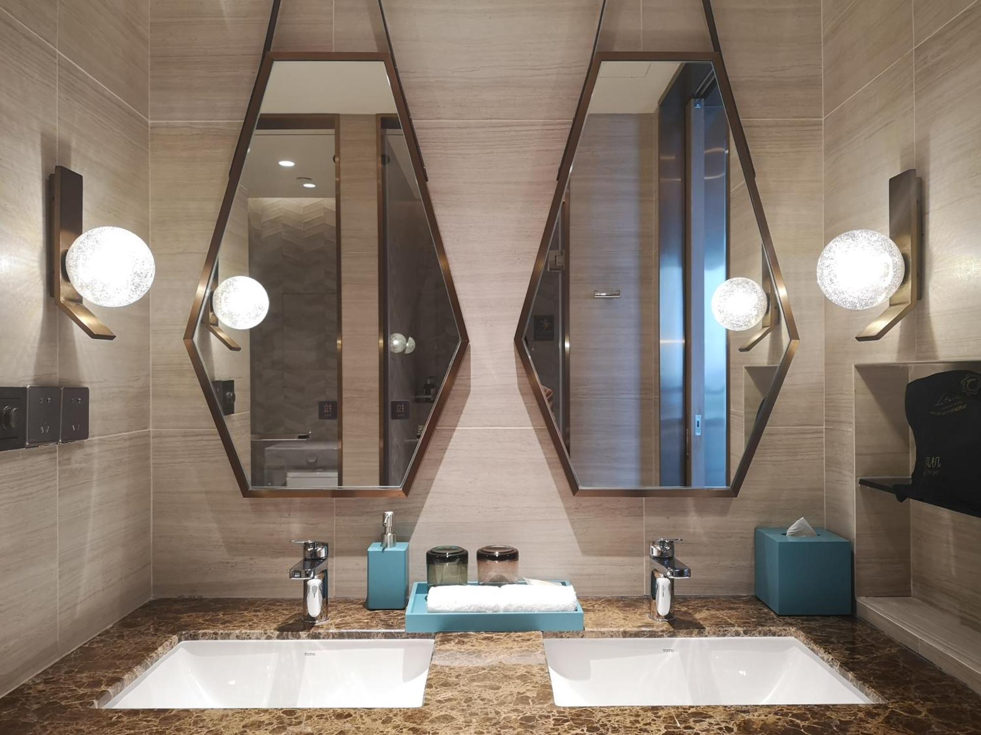 L+Snow Supreme Hotel Shanghaj Zewnętrze zdjęcie