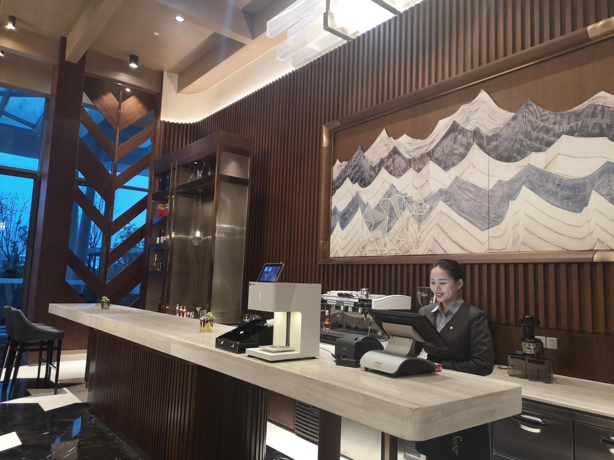 L+Snow Supreme Hotel Shanghaj Zewnętrze zdjęcie